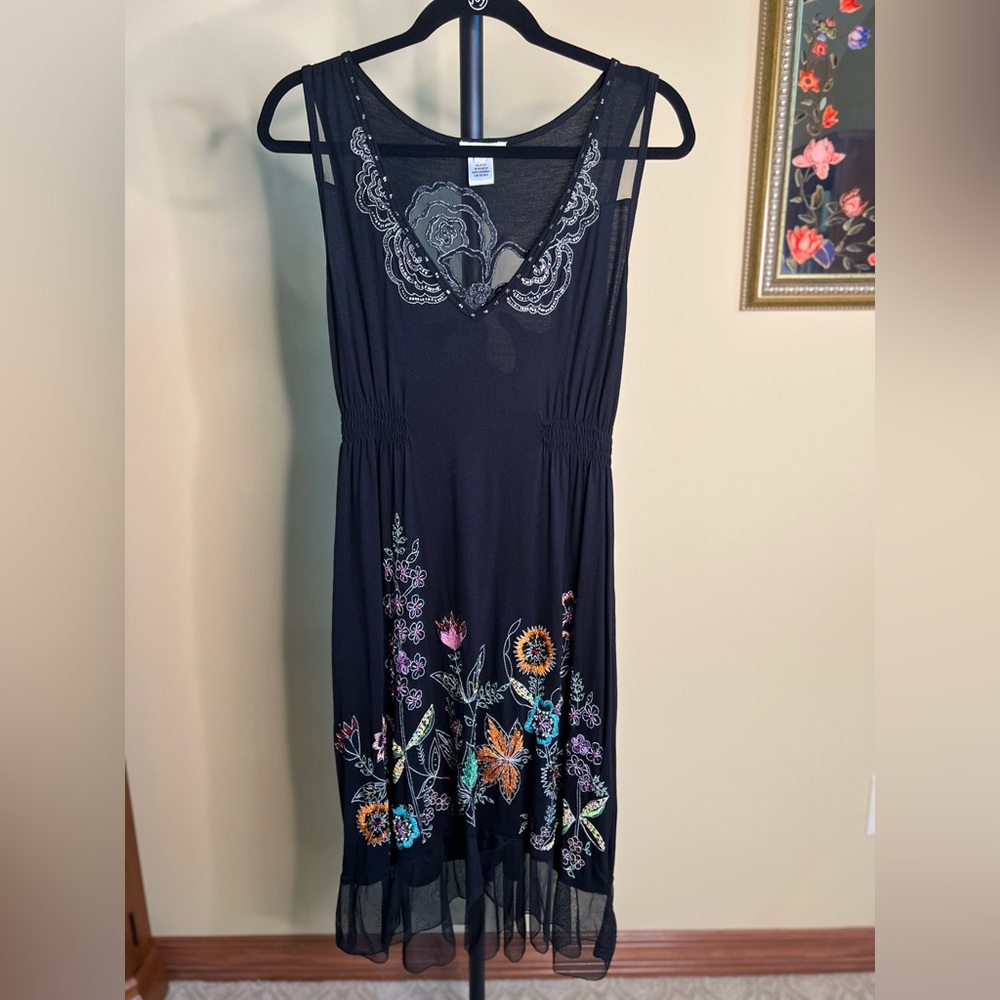 Krista Lee Dress with Floral Embroidery and Tulle Ruffle Black Size M